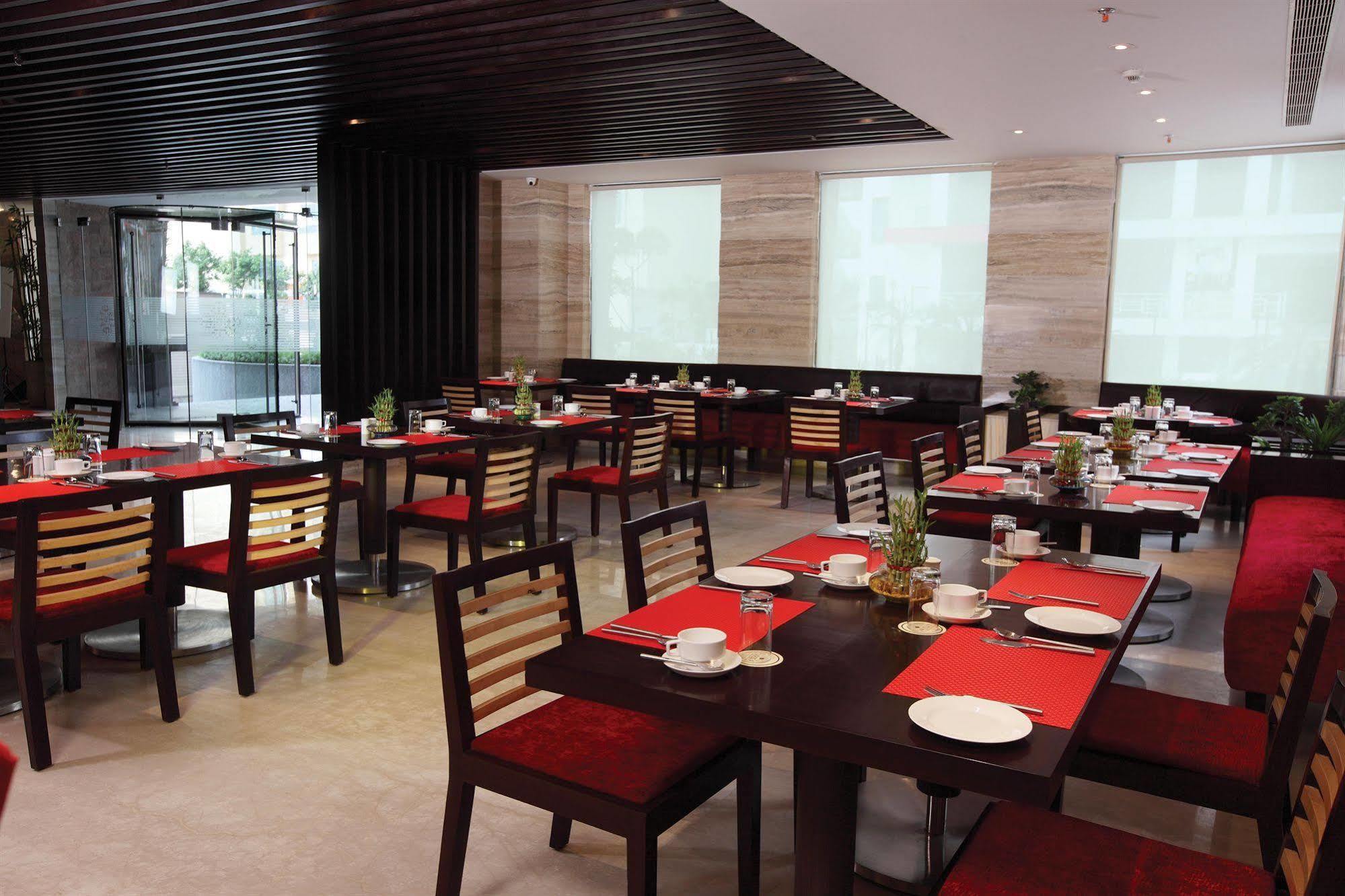 Hotel Vrisa Jaipur Ngoại thất bức ảnh