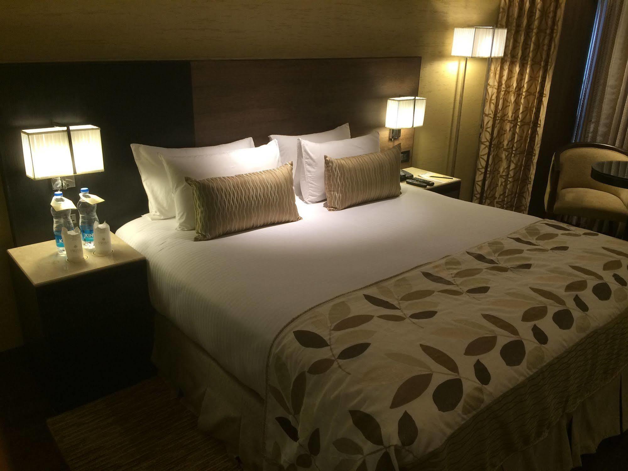 Hotel Vrisa Jaipur Ngoại thất bức ảnh