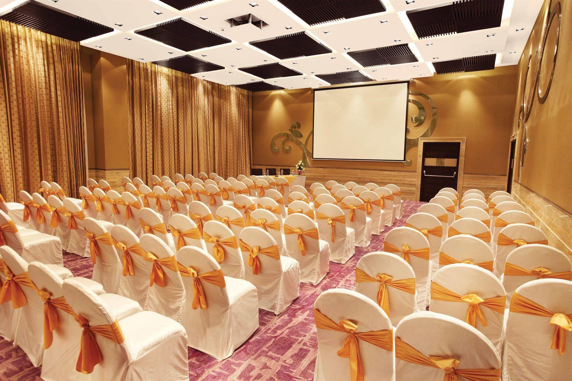Hotel Vrisa Jaipur Ngoại thất bức ảnh